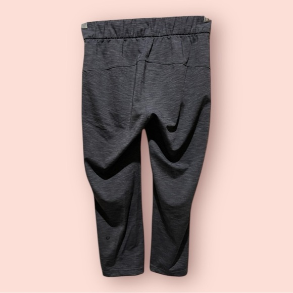 Lululemon On The Fly‎ Pant (28") Heathered Black size 4 - Picture 9 of 10
